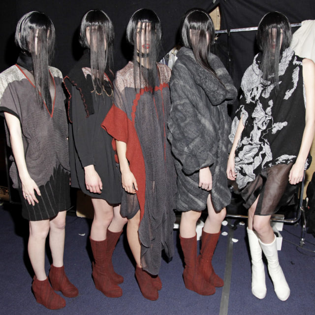 PHOTO © PETER STIGTER
FILENAME IS DESIGNER NAME
SPRING/SUMMER 2011